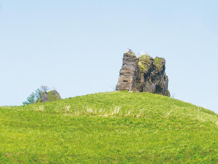 Camel Mountain (Rakuda-yama) Geosite - ASO GeoPARK Official Site